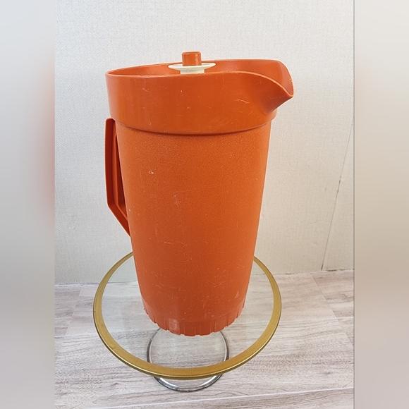 Tupperware Orange Pitcher - Picture 1 of 2